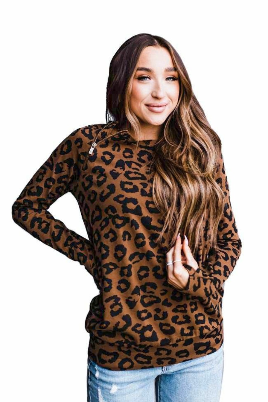 * Ampersand Avenue Women'S Leopard Side Zip Pullover Outlet Shirts